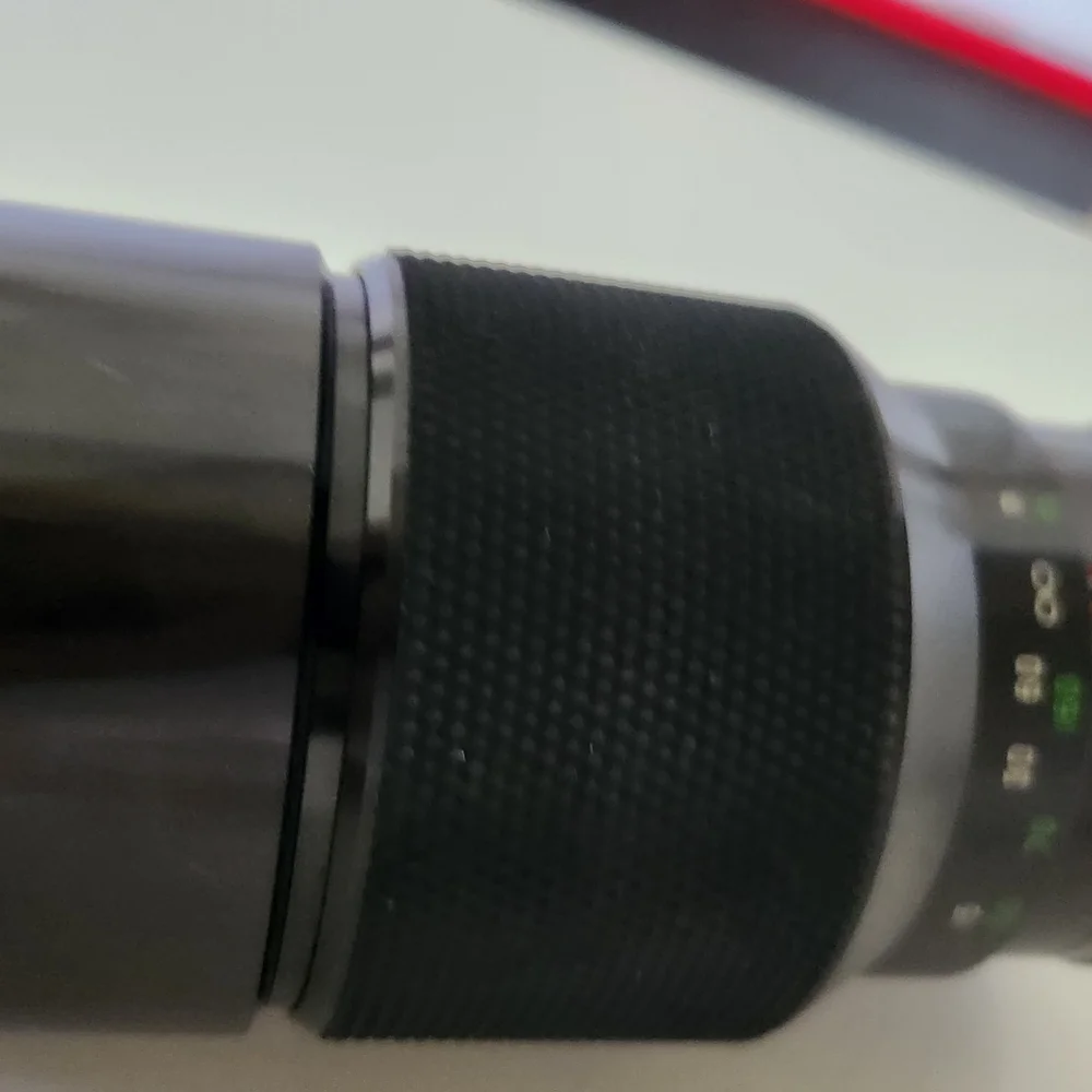 Sleek Black Camera Lens for Precision Photography